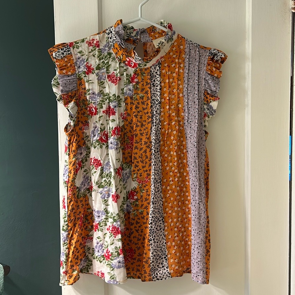 NWOT Everleigh Blouse sz XS.